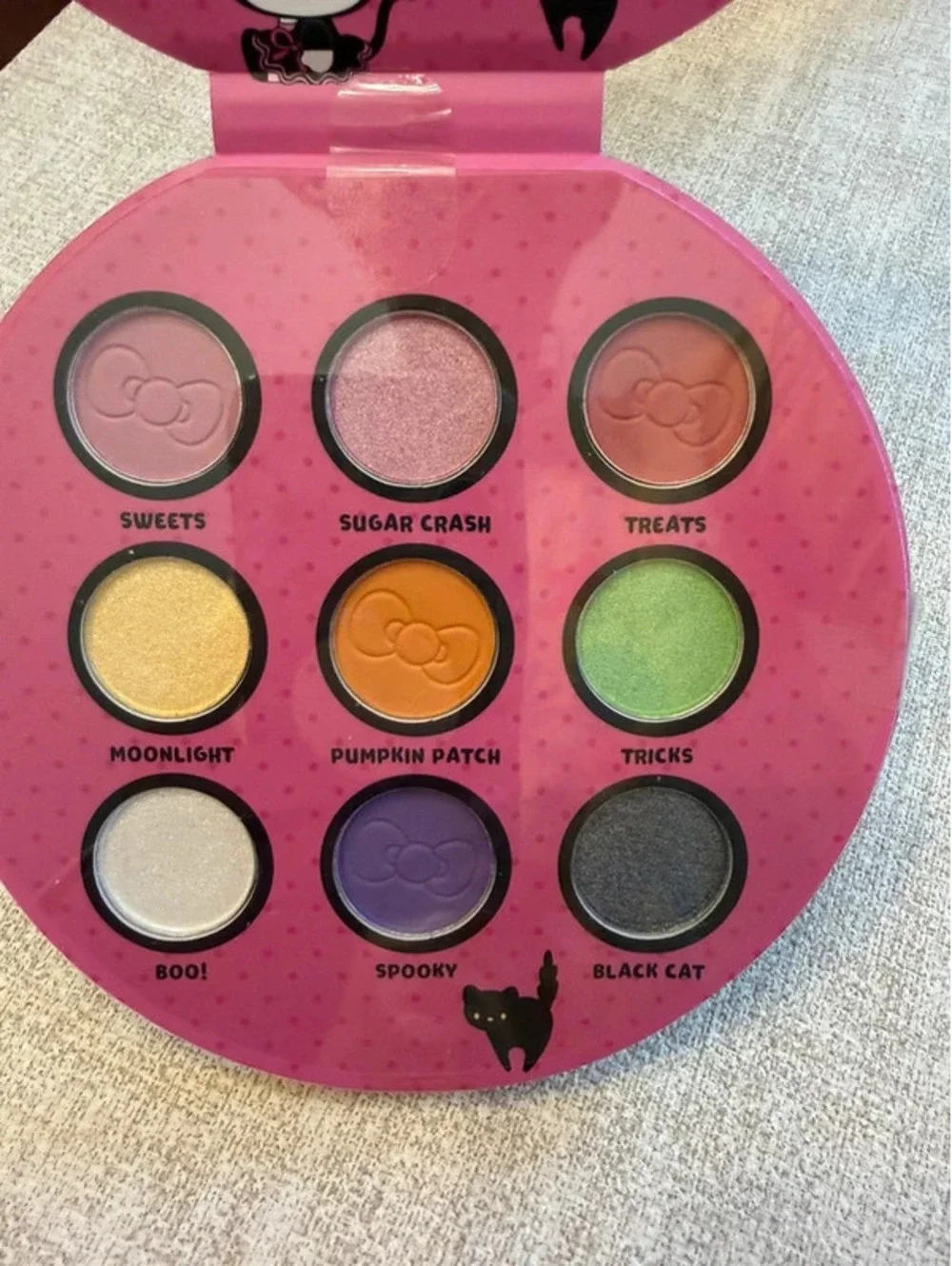Hello Kitty Halloween Themed Eyeshadow Palette by Taste Beauty